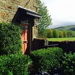 Sunnybeck * Giggleswick